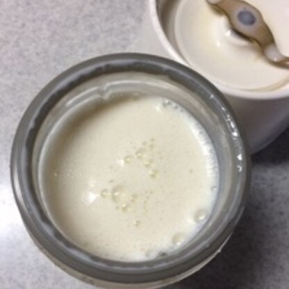 ジューサー付属のミルで作りました。
ヨーグルトがさわやか～♪朝食時に良いですね。
美味しかったです～（＾0＾）
レシピ、ありがとう～♪